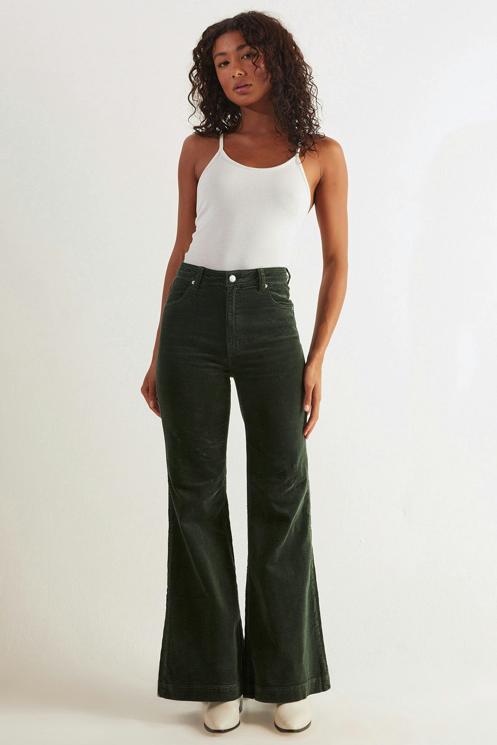 Rolla's Jeans - @best.dressed wearing our Ivy Cord Flare.